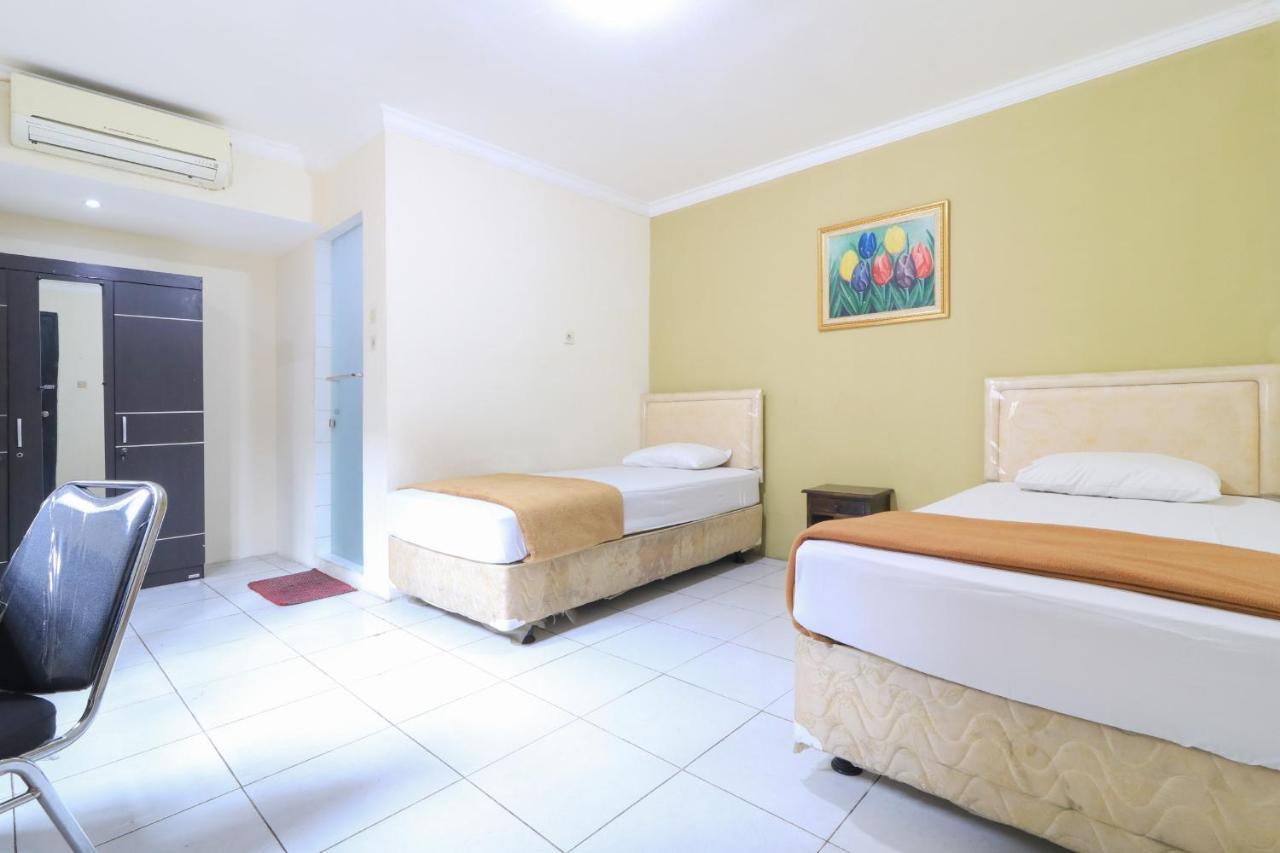 Ams Hotel Koja Джакарта Екстериор снимка
