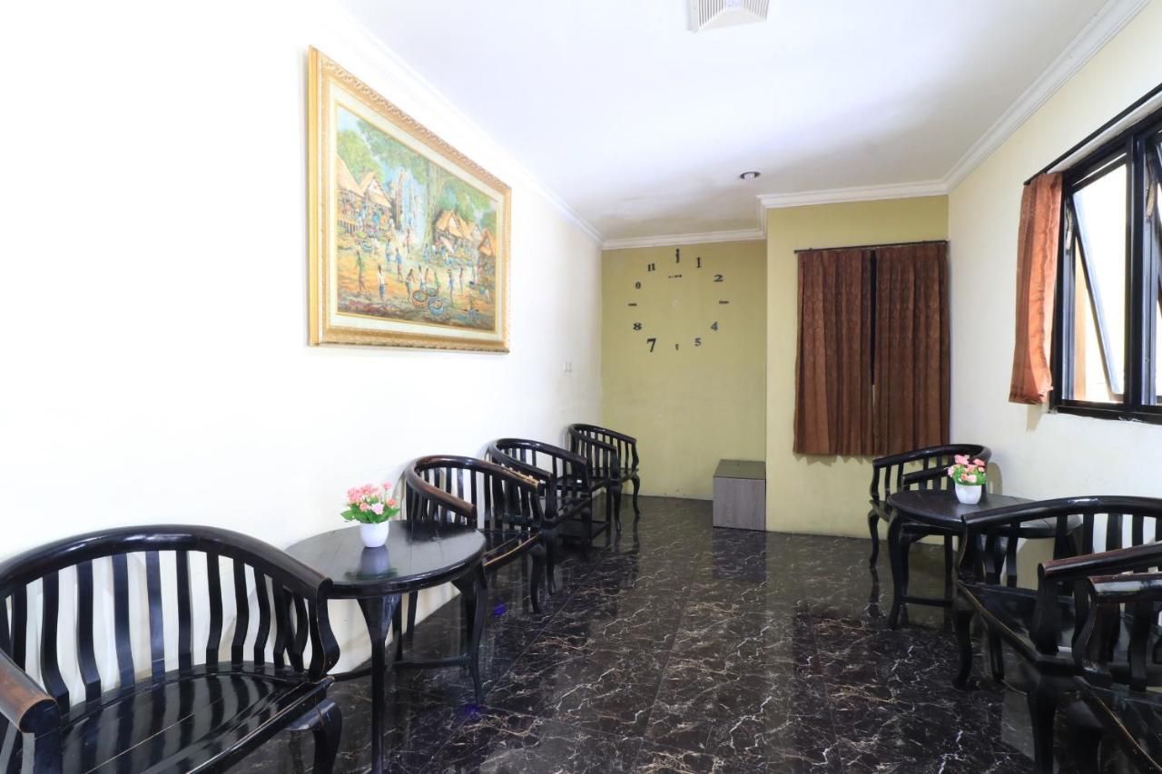 Ams Hotel Koja Джакарта Екстериор снимка