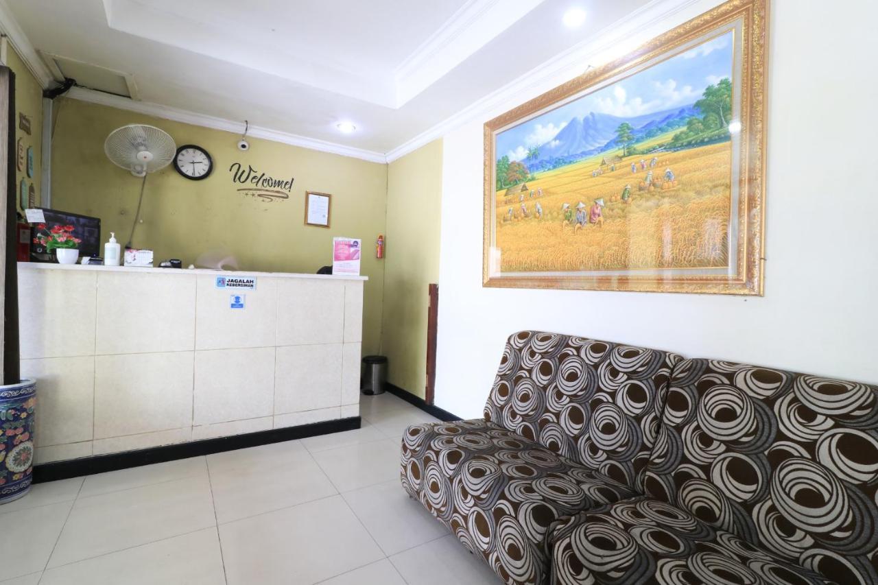 Ams Hotel Koja Джакарта Екстериор снимка