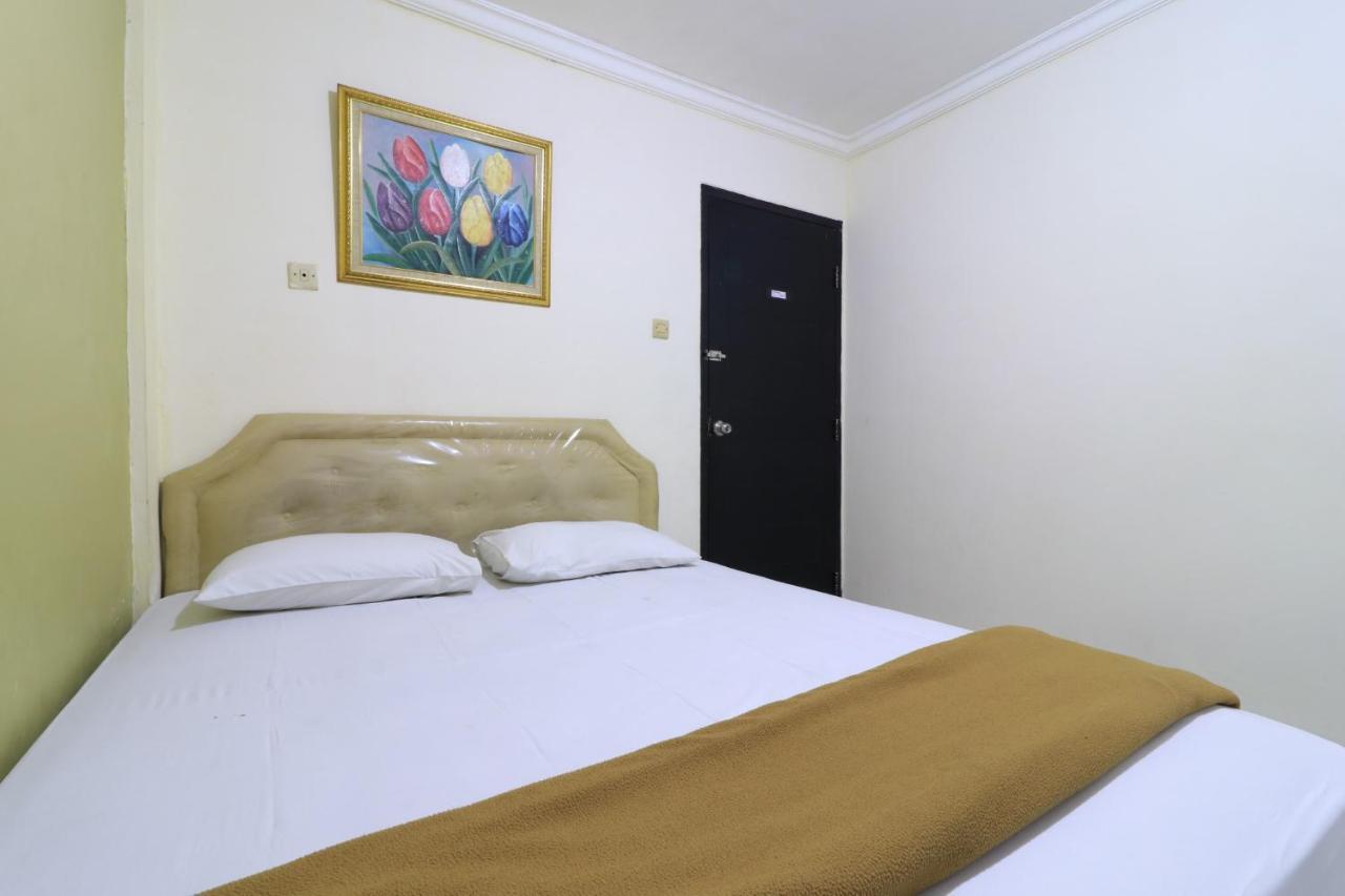Ams Hotel Koja Джакарта Екстериор снимка